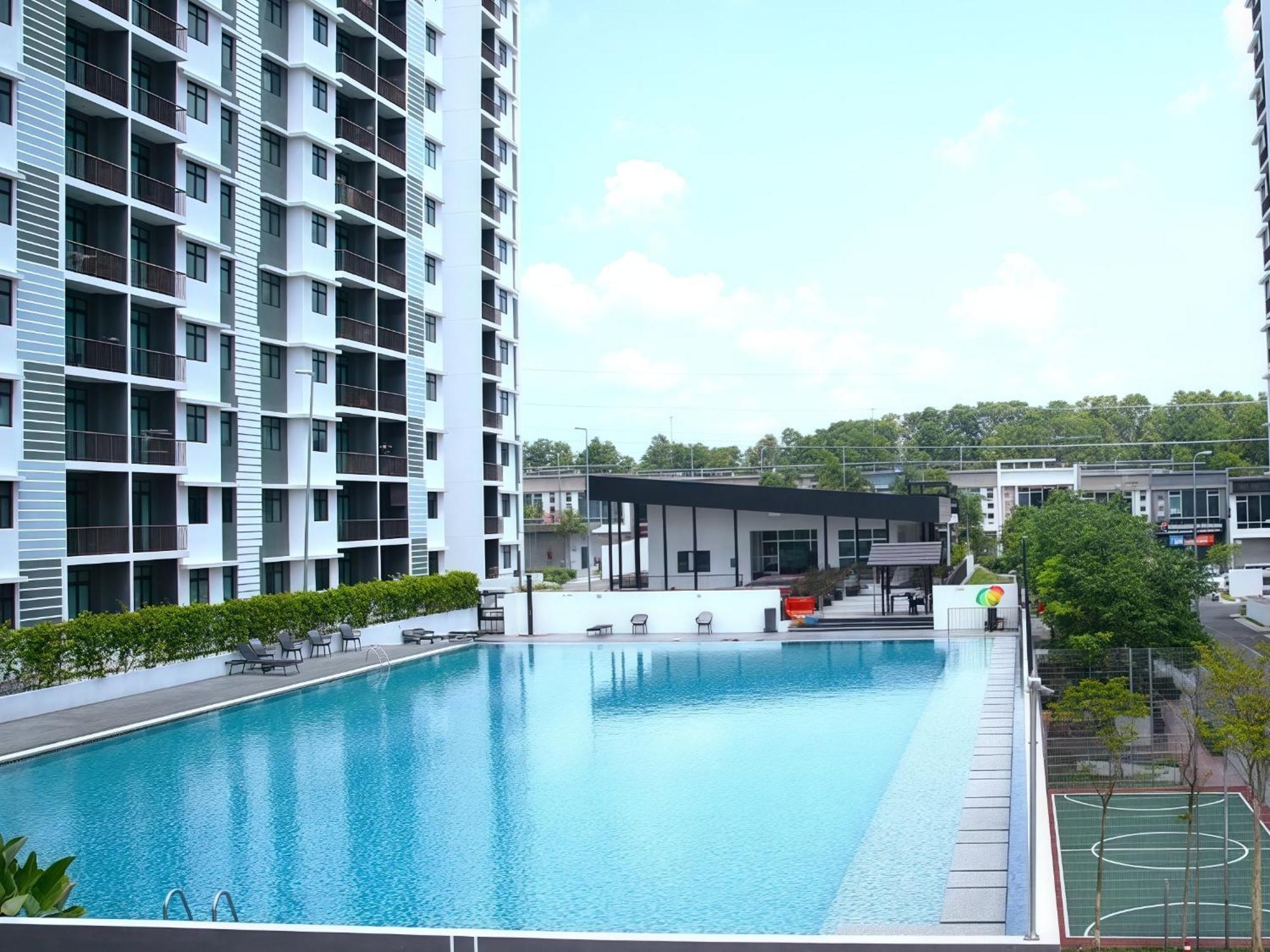 Danish's Desaru Utama Apartment *